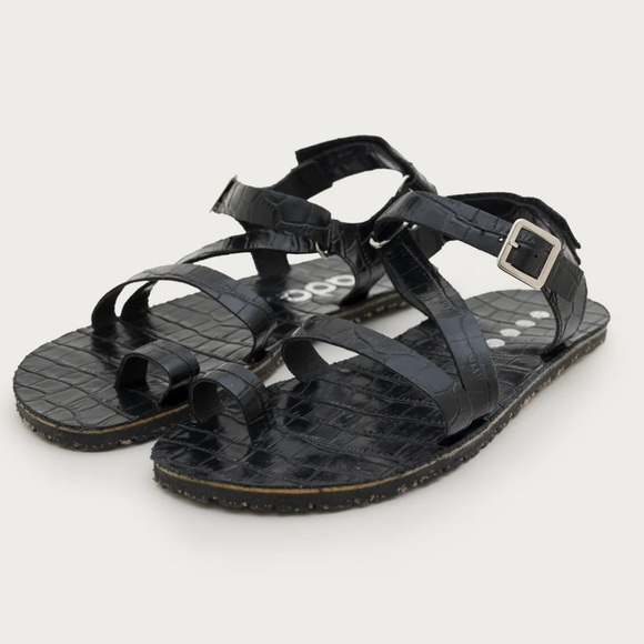 Dada Shoes - Dada brand united barefoot Senda sandals from Spain. Size 39 Brand new!